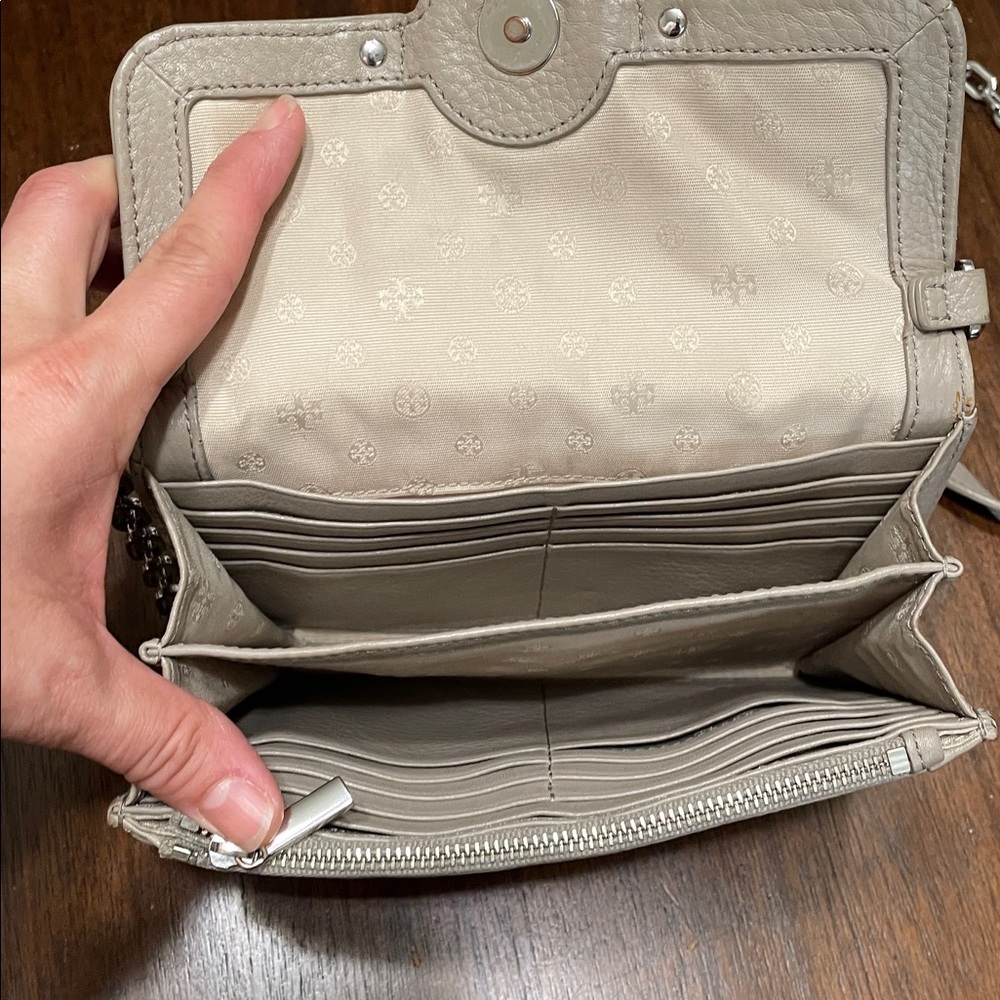 Tory Burch Gray Leather Crossbody Bag - Picture 6 of 10